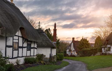 is Ompton thatch roofing popular